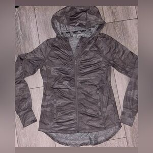 Recreation Thread & Supply Women’s Small Athletic Zip Up Hoodie